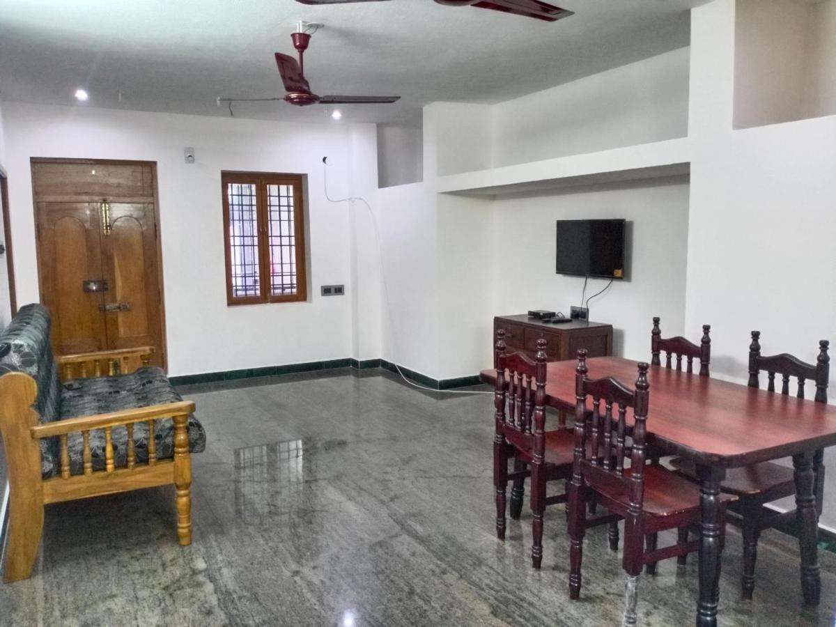 Tulip Villa Пондичери Екстериор снимка